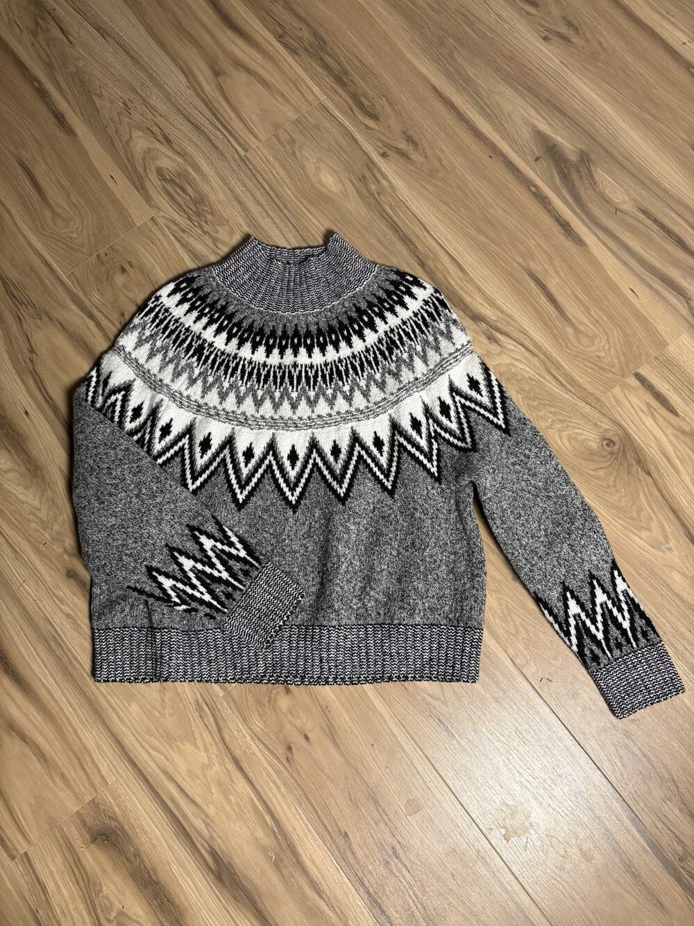 Old Navy Fair Isle Sweater Women M Nordic Alpine Mock Neck Black Gray